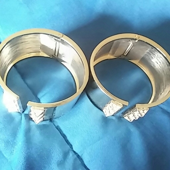 Victoria Secrets bracelets - Picture 2 of 3